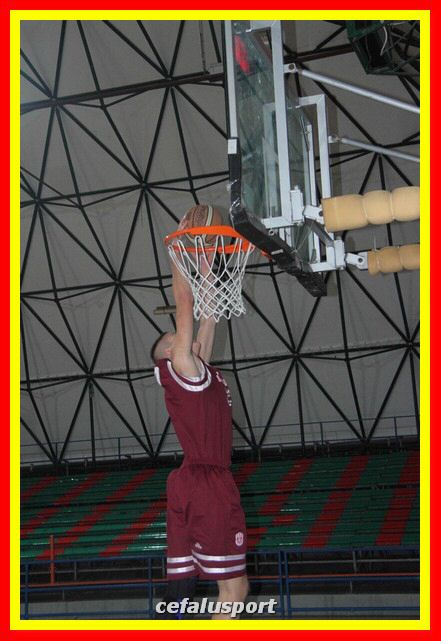 131031 BasketU18 008_tn.jpg